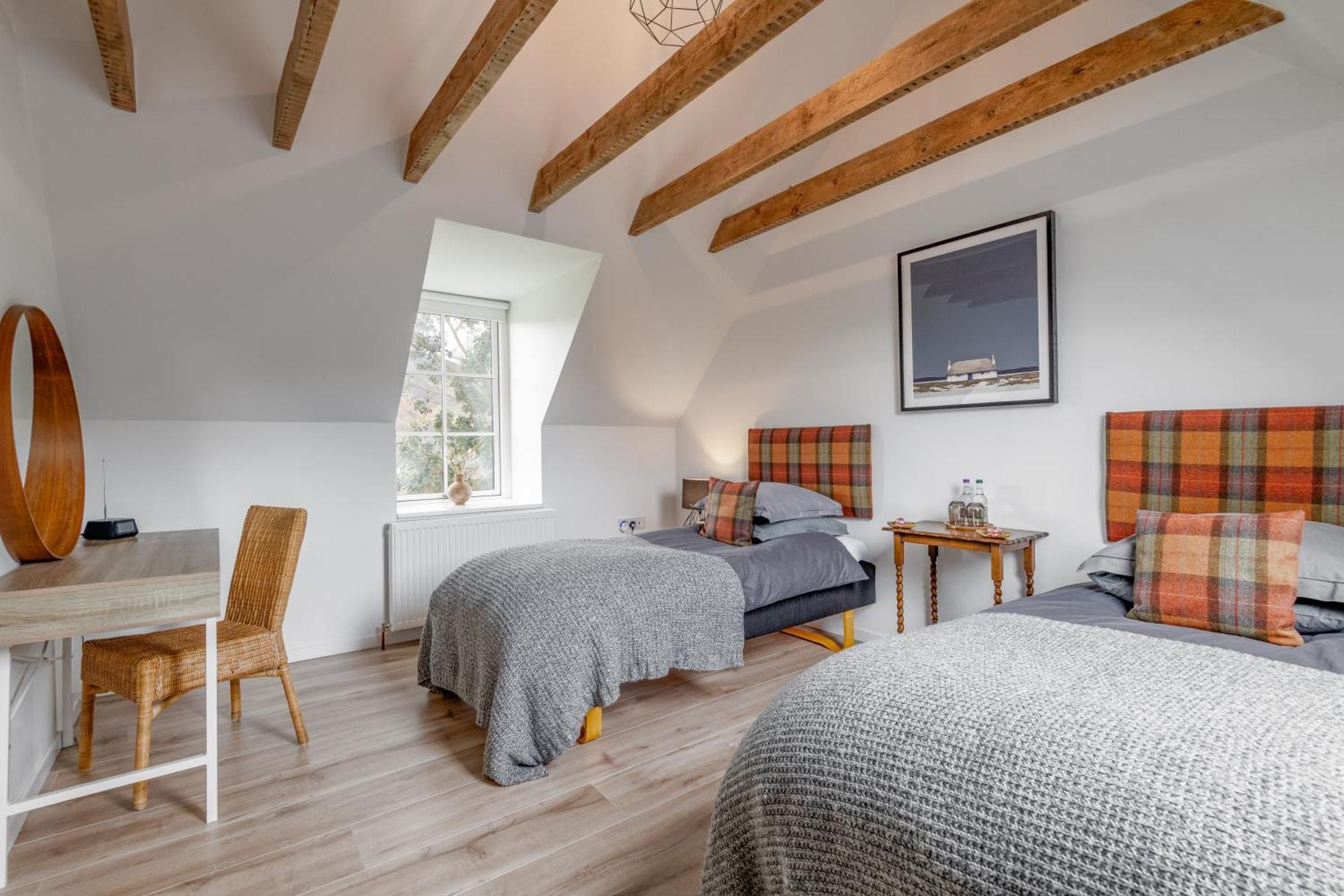 Dalveich Cottage, Hot Tub, 2 Bedroom, Лохернхед Экстерьер фото